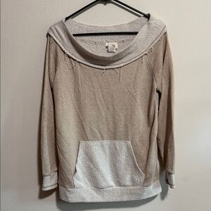 Women’s Bibi wide collared frayed sweater